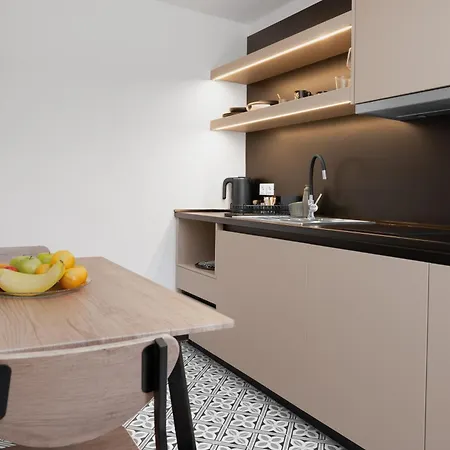 Aurelia Boutique - 3*