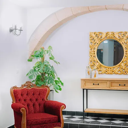 Aurelia Boutique - 3*