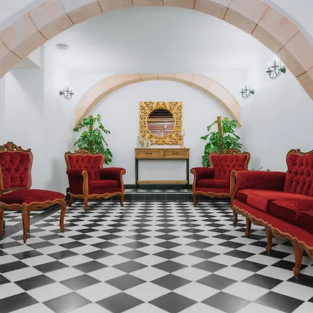 Aurelia Boutique - 3*